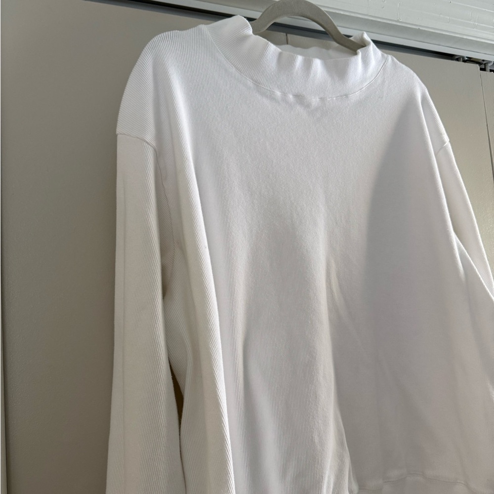 Parke White Ribbed Pullover - Picture 2 of 6